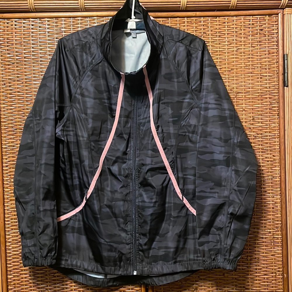 Talbots nylon camouflage print windbreaker jacket NWOT size Large